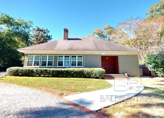 Property at 157 S McGregor Ave, Mobile, AL 36608, 4 beds, 2.5 baths