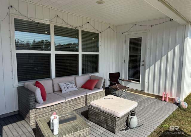 Property at 3090 Camino Real Loop, Lillian, AL 36549, 4 beds, 2 baths