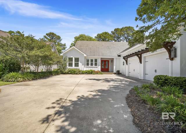 Property at 138 Mulberry Ln, Fairhope, AL 36532, 3 beds, 3 baths