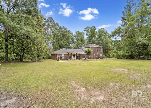 Property at 13740 Ray Gardner Ln, Foley, AL 36535, 4 beds, 3 baths