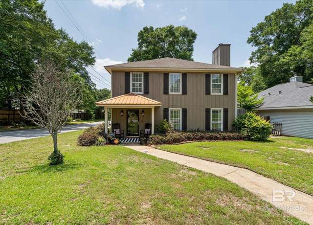 Property at 1116 Linlen Ave, Mobile, AL 36609, 3 beds, 3 baths