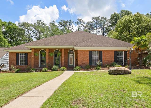 Property at 111 Wild Oak, Daphne, AL 36526, 3 beds, 2 baths