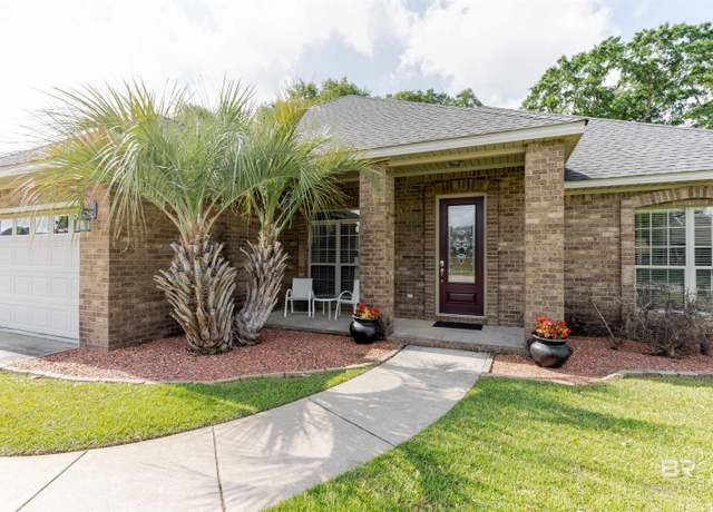 Property at 10752 Westwood Ave, Fairhope, AL 36532, 4 beds, 2 baths