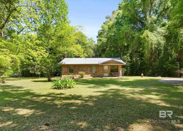 Property at 1207 Wilson Ave, Daphne, AL 36526, 3 beds, 1 bath