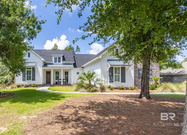 Property at 8297 Heron Dr, Foley, AL 36535, 5 beds, 5 baths