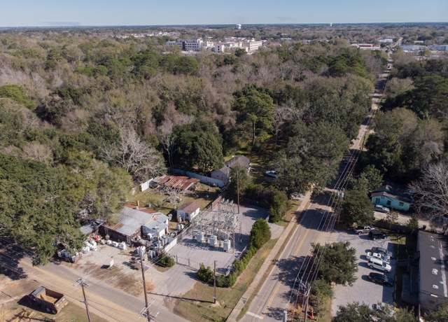 Property at 663 Nichols Ave, Fairhope, AL 36532