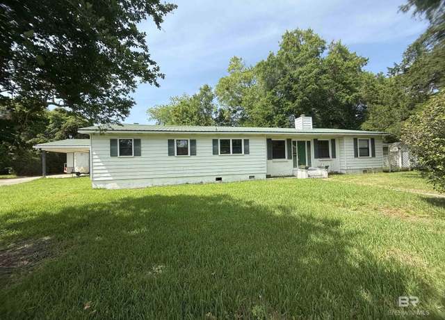 Property at 315 Ann St, Fairhope, AL 36532, 3 beds, 3 baths