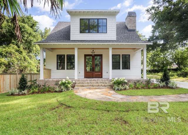 Property at 411 Miller Ave, Fairhope, AL 36532, 4 beds, 3.5 baths