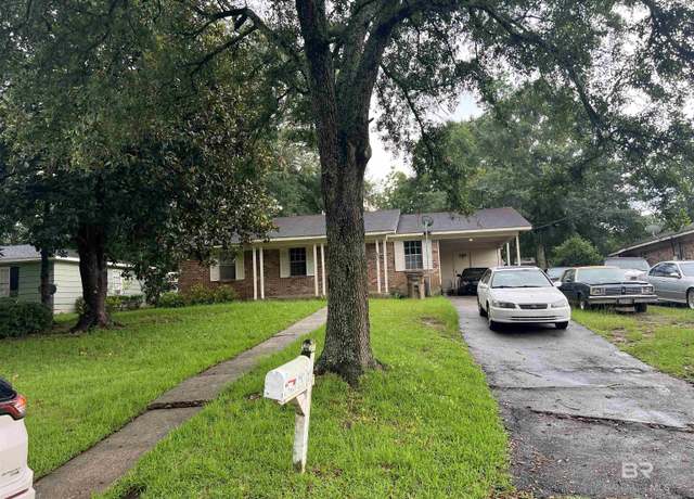 Property at 4303 Panorama Blvd, Mobile, AL 36609, 3 beds, 1.5 baths