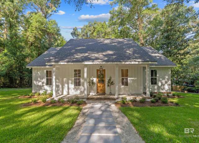 Property at 23875 Second St, Fairhope, AL 36532, 3 beds, 2 baths