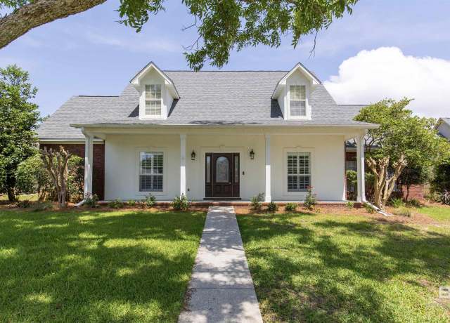Property at 19138 Fairfield Dr, Fairhope, AL 36532, 5 beds, 2.5 baths