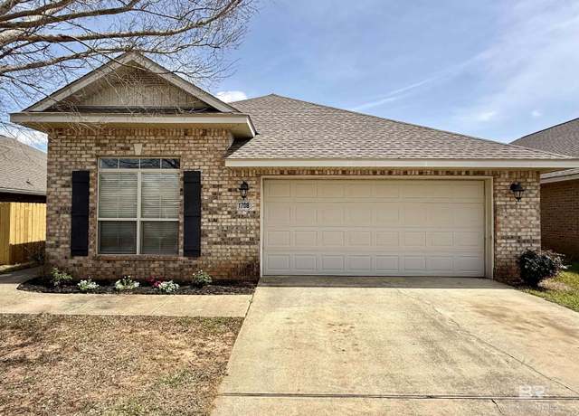 Property at 1708 Arcadia Dr, Foley, AL 36535, 3 beds, 2 baths