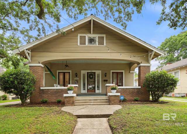 Property at 110 HOUSTON St, Mobile, AL 36606, 3 beds, 2 baths