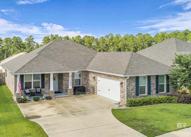 Property at 940 Ruisseau Dr, Foley, AL 36535, 4 beds, 2 baths