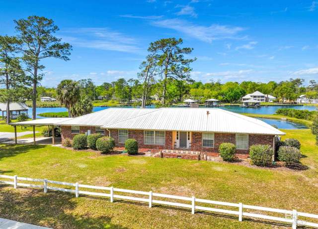 Property at 18671 Pine Acres Rd, Gulf Shores, AL 36542, 3 beds, 3 baths