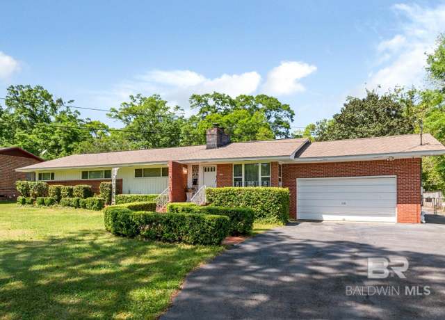 Property at 6300 WOODCREST Dr, Mobile, AL 36608, 4 beds, 2 baths
