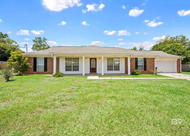Property at 9803 Silverwood Dr, Fairhope, AL 36532, 3 beds, 2 baths