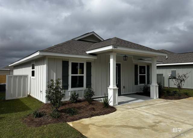 Property at 1040 Bay St, Foley, AL 36535, 3 beds, 2 baths