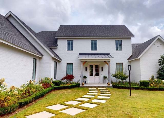 Property at 140 S McGregor Ave Unit E, Mobile, AL 36608, 5 beds, 4.5 baths