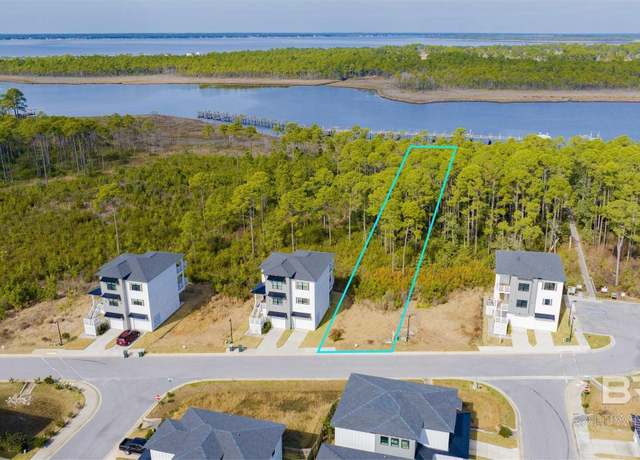 Property at 13718 Osprey Dr, Pensacola, FL 32507