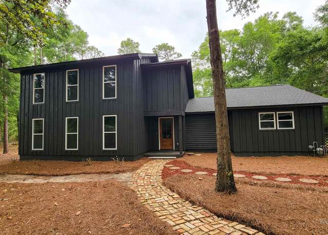 Property at 7770 Simmons Dr, Foley, AL 36535, 3 beds, 3 baths