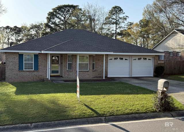Property at 119 Lake Forest Blvd, Daphne, AL 36526, 3 beds, 2 baths
