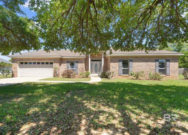 Property at 18738 Founders Dr, Fairhope, AL 36532, 3 beds, 2 baths