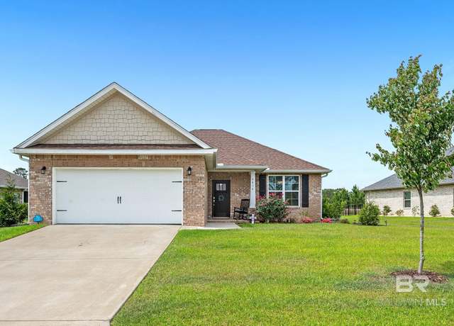 Property at 9816 Lakeview Dr, Foley, AL 36535, 3 beds, 2 baths