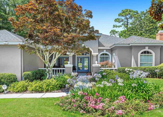 Property at 107 South Dr, Fairhope, AL 36532, 4 beds, 3 baths