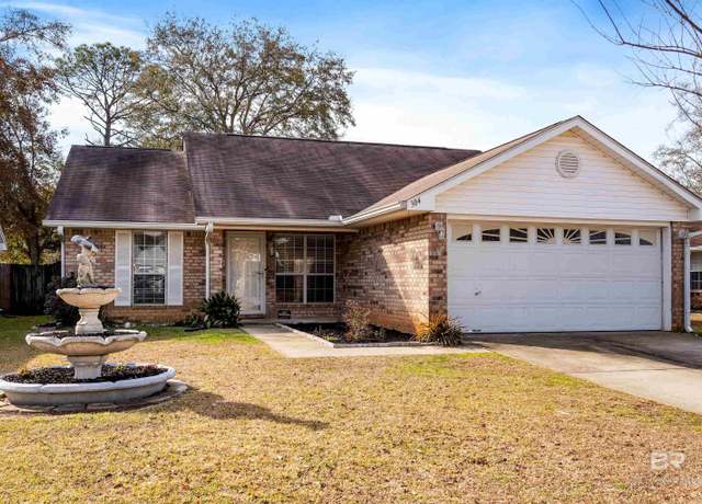Property at 304 Cluster St, Foley, AL 36535, 3 beds, 2 baths