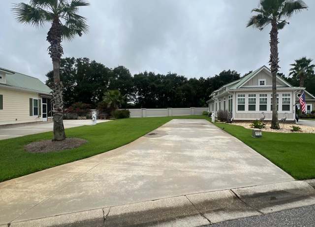 Property at 11907 Gateway Dr, Elberta, AL 36539