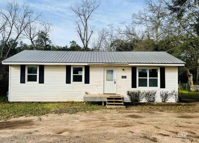 Property at 18855 Crocker Ln, Foley, AL 36535, 3 beds, 1 bath