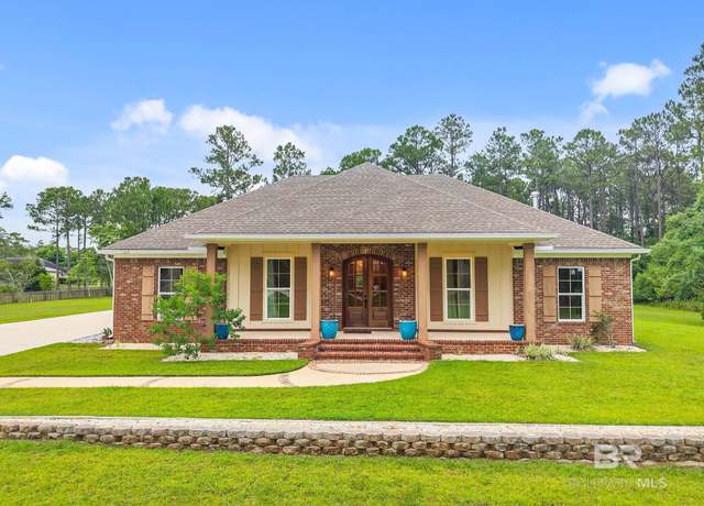 Property at 8145 Bay View Dr, Foley, AL 36535, 4 beds, 2.5 baths
