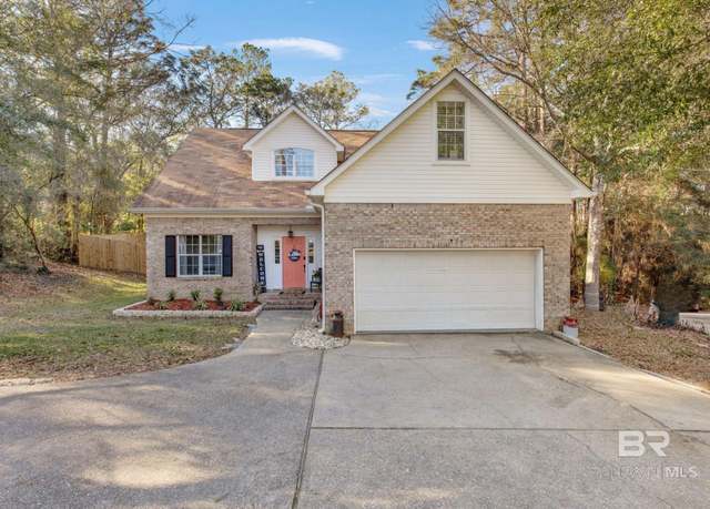 Property at 7611 Charleston Oaks Dr, Daphne, AL 36526, 5 beds, 2.5 baths