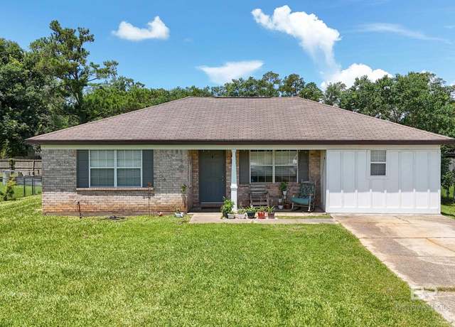 Property at 1807 Candlestick Ct, Foley, AL 36535, 3 beds, 2 baths