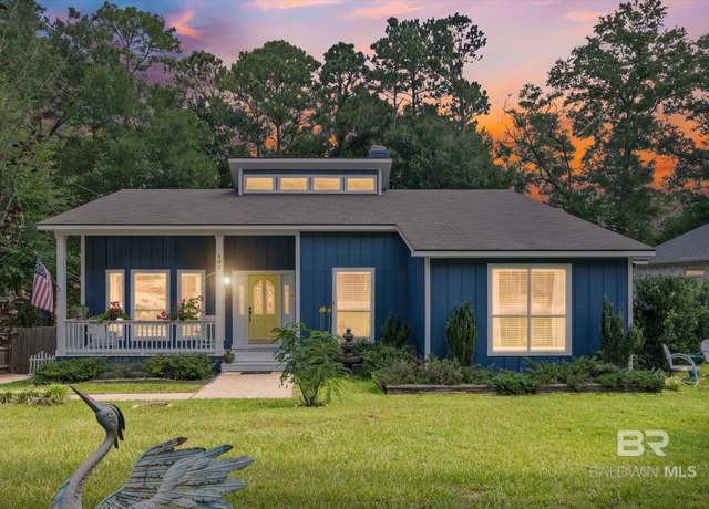 Property at 107 Hemphill Cir, Daphne, AL 36526, 3 beds, 2 baths