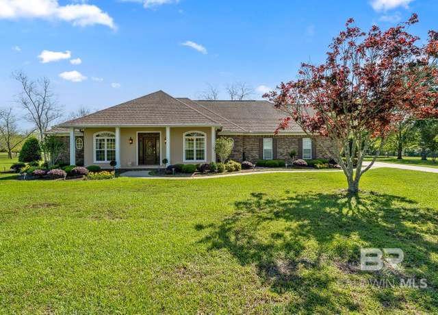 Property at 13074 Saddlebrook Cir, Fairhope, AL 36532, 4 beds, 2.5 baths