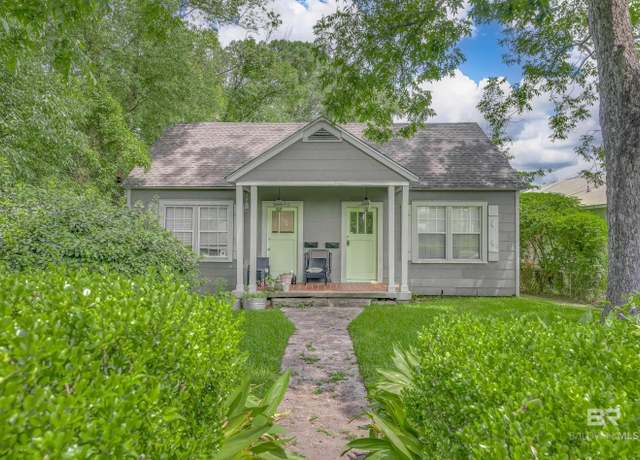 Property at 1852 Old Shell Rd, Mobile, AL 36607, 2 beds, 1 bath