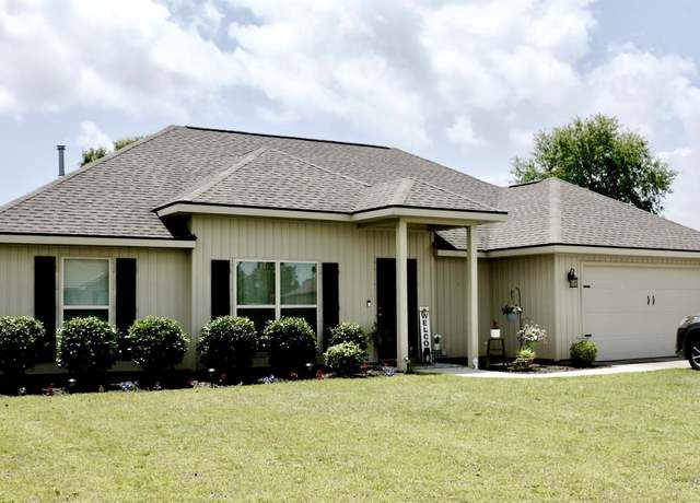 Property at 10204 Heartwood Ct, Bay Minette, AL 36507, 3 beds, 2 baths