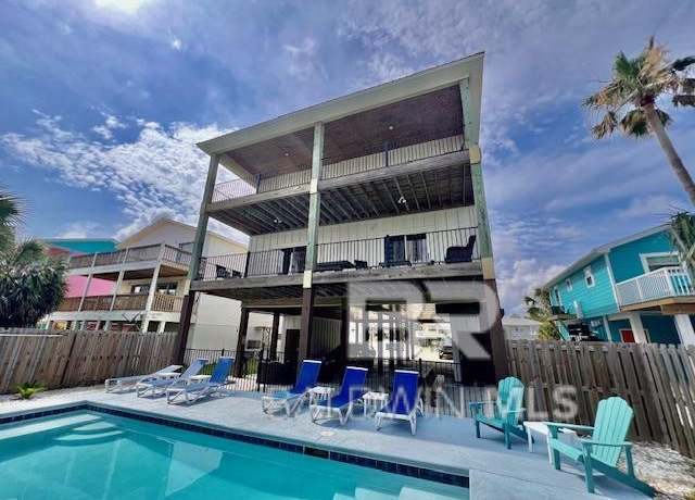 Property at 513 W 1st Ave, Gulf Shores, AL 36542, 6 beds, 6 baths