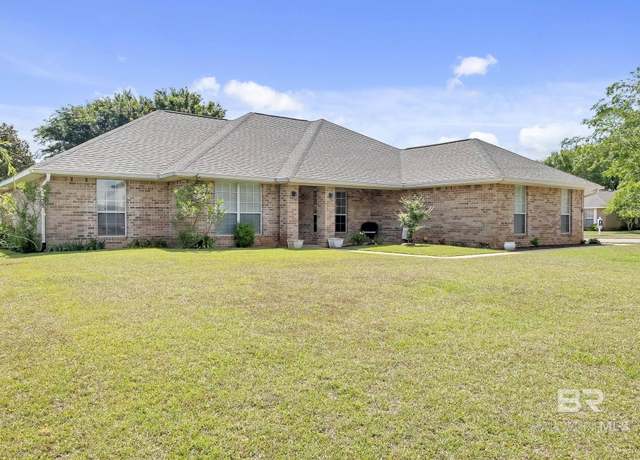 Property at 100 Sage Ln, Fairhope, AL 36532, 4 beds, 2 baths