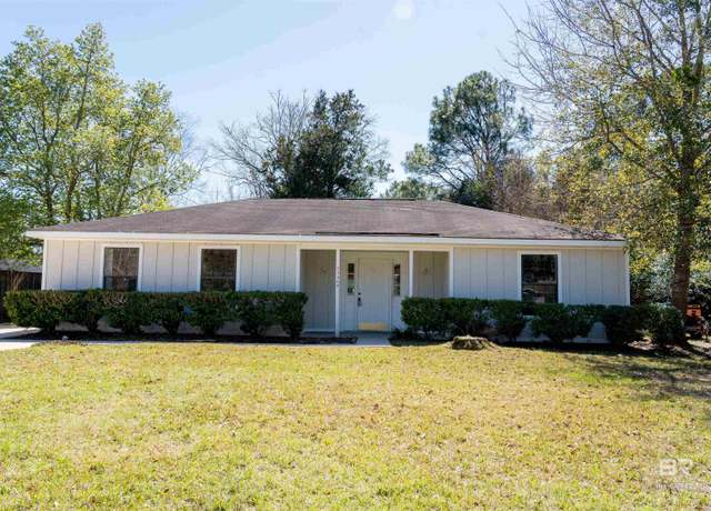 Property at 21169 Meadowbrook Dr, Fairhope, AL 36532, 3 beds, 2 baths