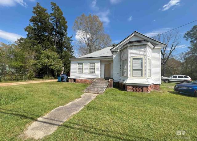 Property at 309 Alco Dr, Brewton, AL 36426, 6 beds, 3 baths