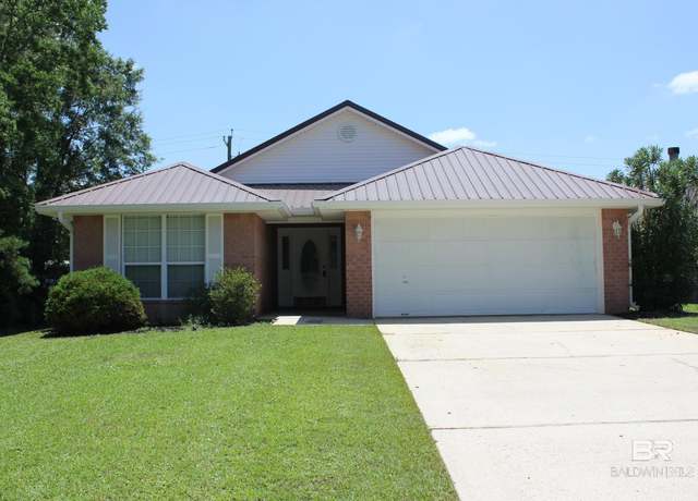 Property at 1710 E Woodbridge Cir, Foley, AL 36535, 3 beds, 2 baths
