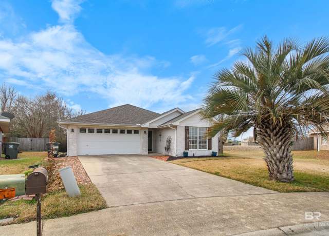 Property at 2692 Hampton Park Cir, Foley, AL 36535, 3 beds, 2 baths