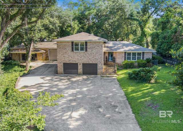Property at 606 Fairhope Ave, Fairhope, AL 36532, 4 beds, 2.5 baths