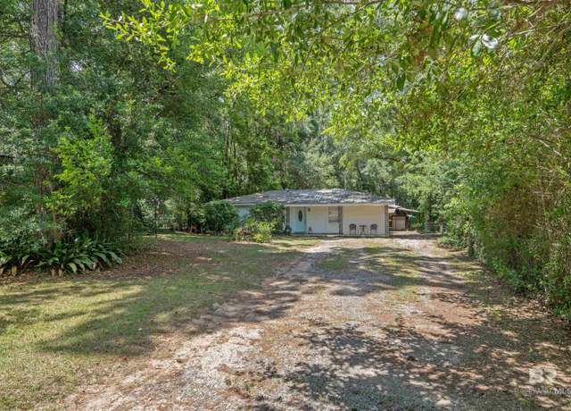 Property at 922 Dauphine Cir, Daphne, AL 36526, 3 beds, 1 bath