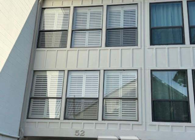 Property at 710 S Mobile St #52, Fairhope, AL 36532, 2 beds, 2.5 baths