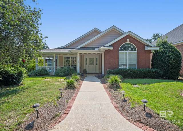 Property at 402 Savannah Ln, Foley, AL 36535, 3 beds, 2 baths