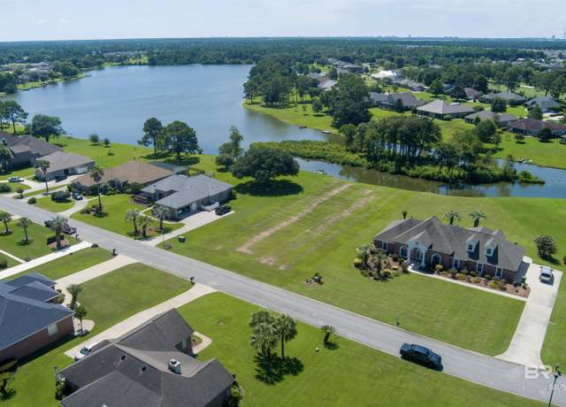 Property at 9328 Lakeview Dr, Foley, AL 36535